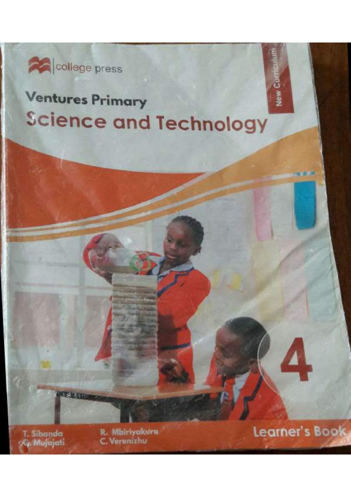 First page of Ventures Primary Science and Technology Grade 4 Learner's Book Science and Technology Grade 4